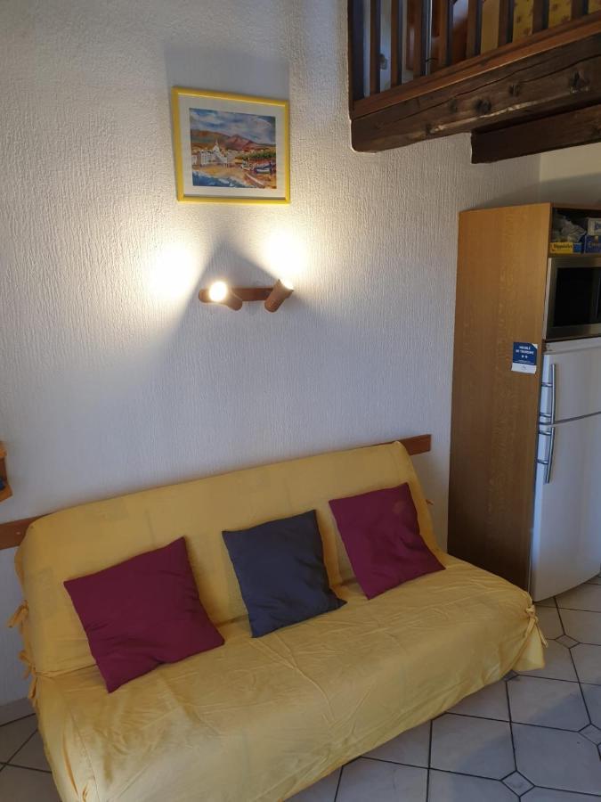 Studio Mezzanine vue port et mer La Londe-les-Maures Extérieur photo