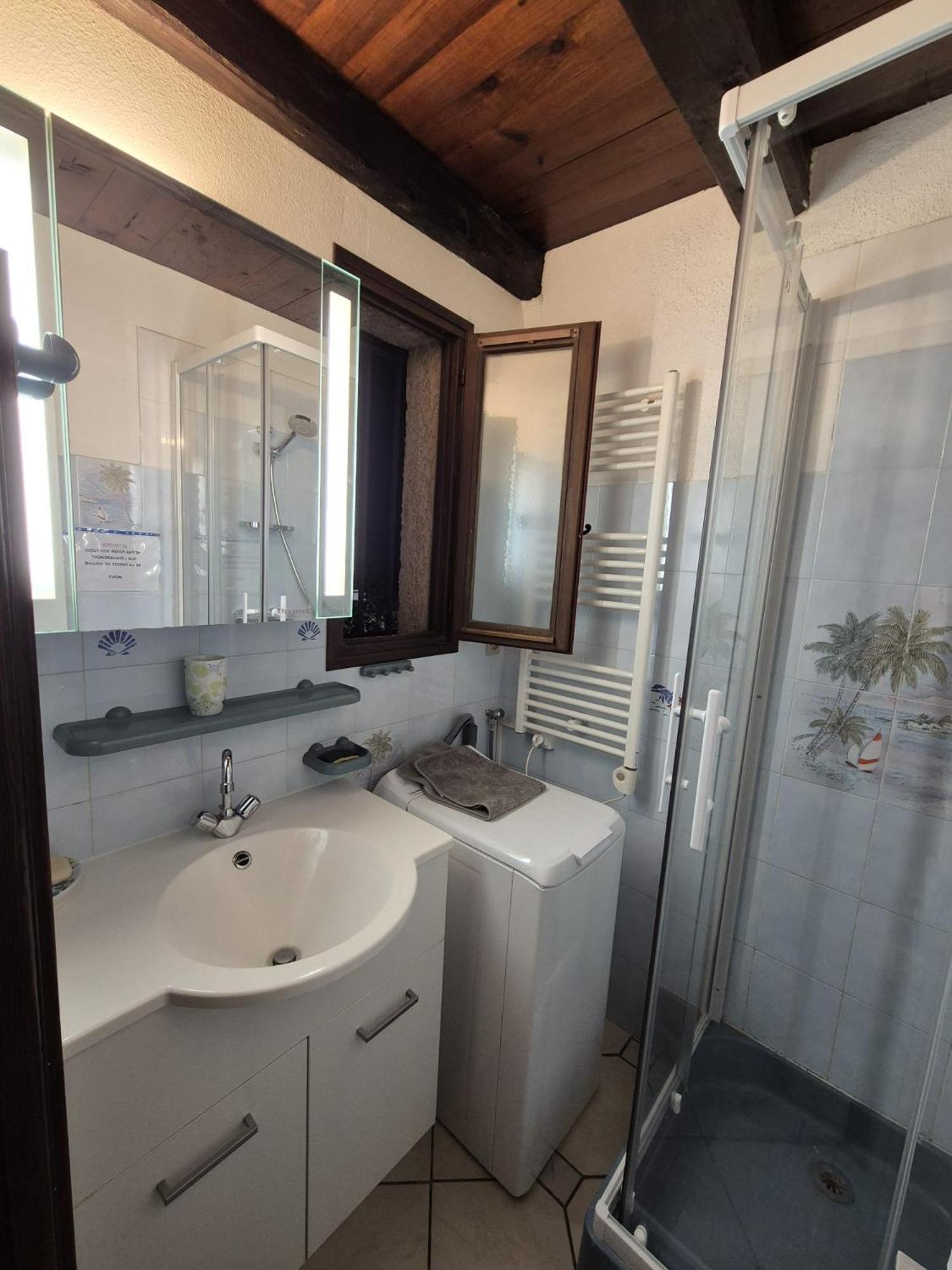 Studio Mezzanine vue port et mer La Londe-les-Maures Extérieur photo
